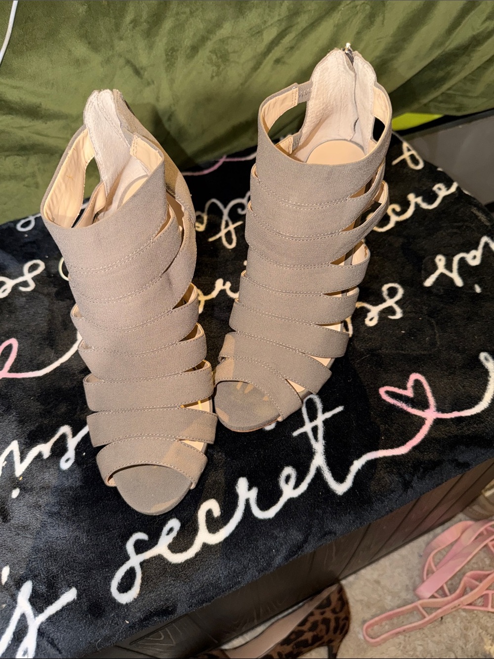 Jessica Simpson Taupe Strappy Platform Stiletto Heels